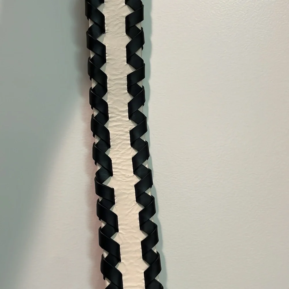 kate spade White and Black Leather braided Woven clip on guitar strap